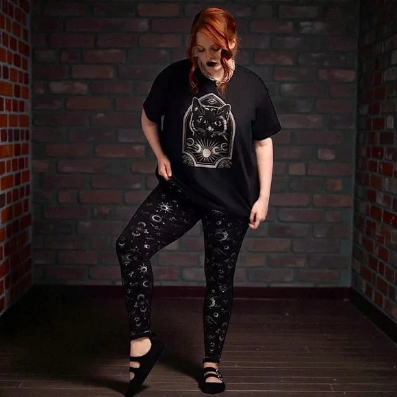 TORRID Nightfall Oversized Mystical Cat Head Graphic Tee NWT Size 2X - Picture 6 of 15